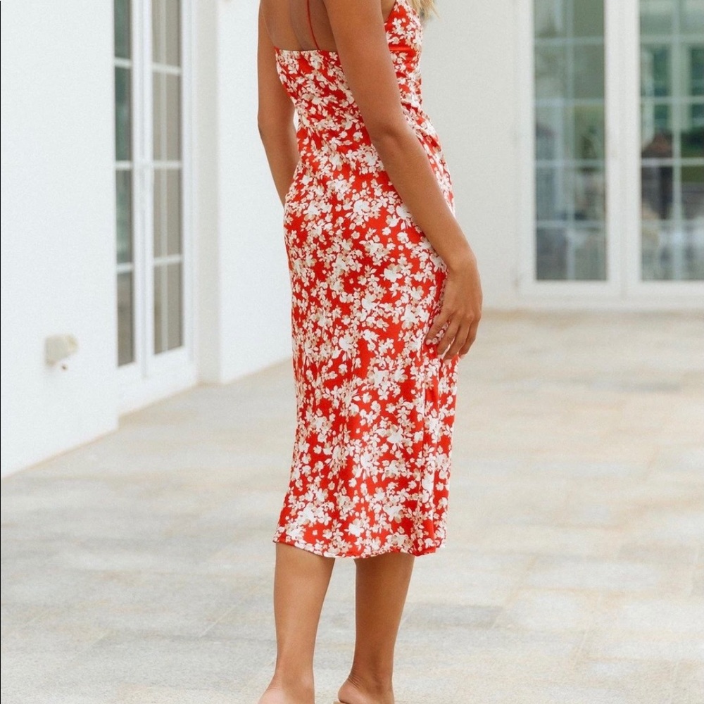 Hello Molly Red Floral Midi Dress - Picture 2 of 7